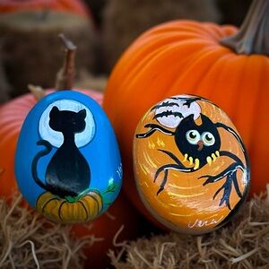 Hand crafted painted Halloween rocks black cat owl pumpkin bats moon set of two